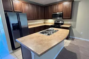 2202 Seven Oaks Dr, Saint Cloud, FL 34772 - Photo 8