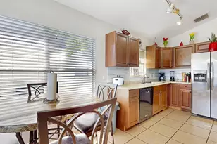 529 Eagle Pointe N, Kissimmee, FL 34746 - Photo 14