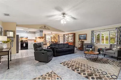 3305 Fox Ridge Drive, Winter Haven, FL 33884 - Photo 4