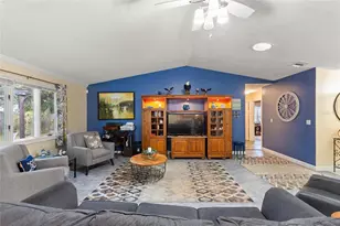 3305 Fox Ridge Dr, Winter Haven, FL 33884 - Photo 6