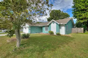 3305 Fox Ridge Dr, Winter Haven, FL 33884 - Photo 2