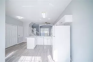 1288 S Beach Cir, Kissimmee, FL 34746 - Photo 4