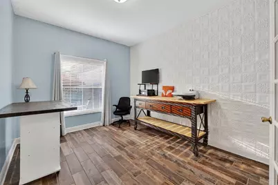 3229 Gardner Oaks Lane, Lakeland, FL 33810 - Photo 10