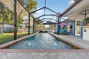 3229 Gardner Oaks Ln, Lakeland, FL 33810 - Photo 2