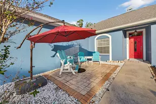 3229 Gardner Oaks Ln, Lakeland, FL 33810 - Photo 6