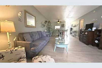 93 Boundary Boulevard #303, Rotonda West, FL 33947 - Photo 10