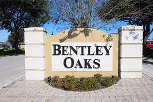 104 Bentley Oaks Blvd, Auburndale, FL 33823 - Photo 2