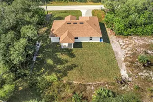 486 Celeste St, Port Charlotte, FL 33954 - Photo 4
