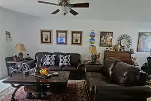 6328 Newtown Cir, Tampa, FL 33615 - Photo 12