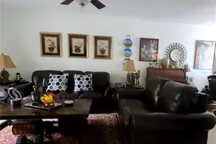 6328 Newtown Cir, Tampa, FL 33615 - Photo 6