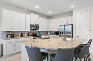 321 Auburn Ave, Kissimmee, FL 34747 - Photo 10