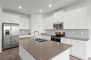 8825 Beth Page Ln, Davenport, FL 33896 - Photo 8