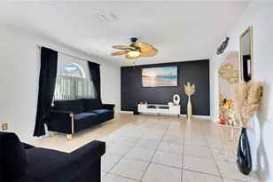 535 Peace Dr, Poinciana, FL 34759 - Photo 4