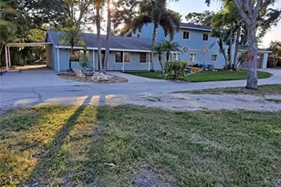 6050 57th, Saint Petersburg, FL 33709 - Photo 1