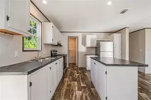 2631 Desoto Dr, Kissimmee, FL 34746 - Photo 4