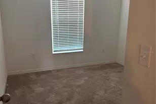 1010 Desmoines Ln, Poinciana, FL 34759 - Photo 10