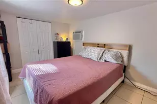 305 E Miami Terrace, Kissimmee, FL 34741 - Photo 10