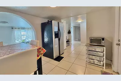 305 E Miami Terrace, Kissimmee, FL 34741 - Photo 12