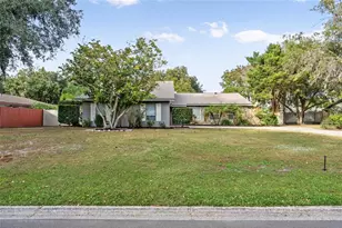 1575 Skyline Dr, Kissimmee, FL 34744 - Photo 2