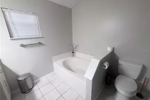 977 Alsace Dr, Kissimmee, FL 34759 - Photo 6