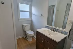 3105 S Crystal Lake Dr, Orlando, FL 32806 - Photo 14