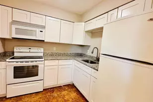 390 W Haines Blvd, Lake Alfred, FL 33850 - Photo 2