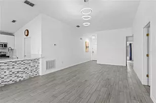 815 Reserve Pl, Davenport, FL 33896 - Photo 4