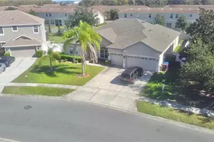 2715 Bartlet Dr, Kissimmee, FL 34741 - Photo 4