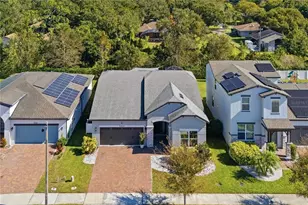 2936 Scarlett Dr, Saint Cloud, FL 34772 - Photo 2