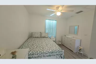2207 Julianna Court, Saint Cloud, FL 34769 - Photo 8