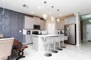 1784 Chatsworth Cir, Saint Cloud, FL 34771 - Photo 6