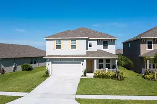 1784 Chatsworth Cir, Saint Cloud, FL 34771 - Photo 2