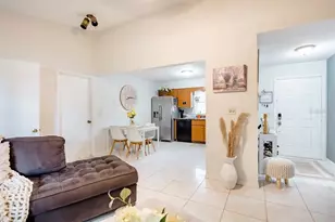 4626 Sturbridge Ct, Orlando, FL 32812 - Photo 2