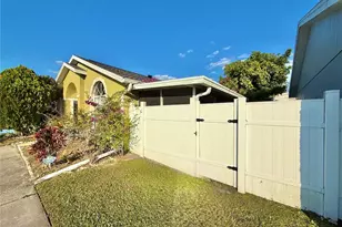 2359 Harbor Town Dr, Kissimmee, FL 34744 - Photo 18