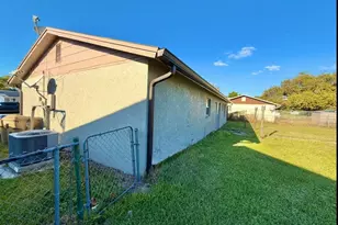 133 Alderwood Dr, Kissimmee, FL 34743 - Photo 4