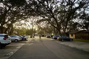 1724 Foxhall Cir, Kissimmee, FL 34741 - Photo 18