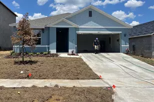 2015 Chickasaw Blvd, Davenport, FL 33837 - Photo 1