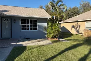 566 Imperial Pl, Kissimmee, FL 34758 - Photo 2