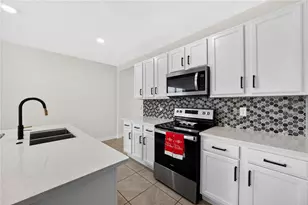 2302 Brassie Ct, Winter Haven, FL 33884 - Photo 6