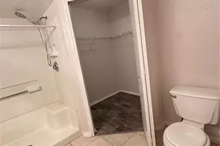 5040 Park Central Dr, Orlando, FL 32839 - Photo 14