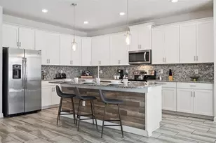 4730 Sleepy Hollow Dr, Kissimmee, FL 34746 - Photo 6