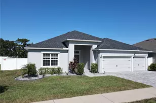 319 Travelers Creek Dr, Auburndale, FL 33823 - Photo 2