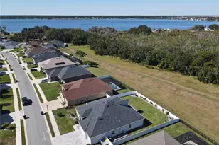 319 Travelers Creek Dr, Auburndale, FL 33823 - Photo 8