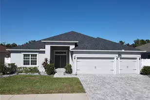 319 Travelers Creek Dr, Auburndale, FL 33823 - Photo 1