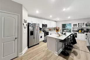 31 Morgan St, Auburndale, FL 33823 - Photo 4