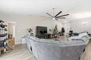 31 Morgan St, Auburndale, FL 33823 - Photo 8