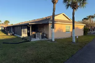 32 W Country Cove Way, Kissimmee, FL 34743 - Photo 4