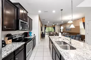 1813 Nice Ct, Kissimmee, FL 34747 - Photo 8