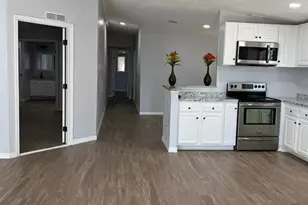 1409 Power Line Rd, Davenport, FL 33837 - Photo 10