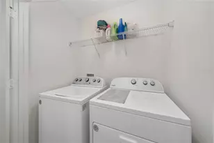 1349 Mirabella Cir, Davenport, FL 33897 - Photo 26